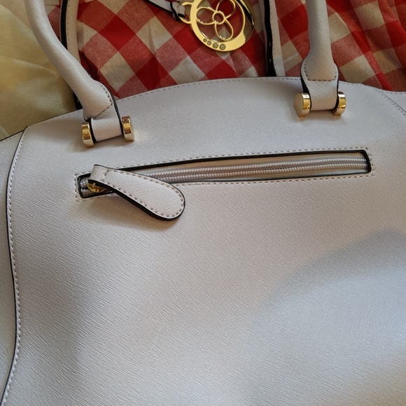 Animal Rescue Handbag - Picture 6 of 7